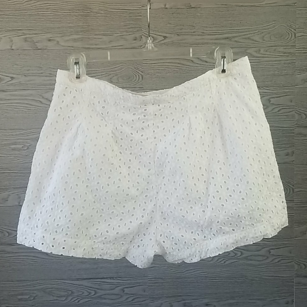 H&M // conscious collection white eyelet shorts - Picture 8 of 16